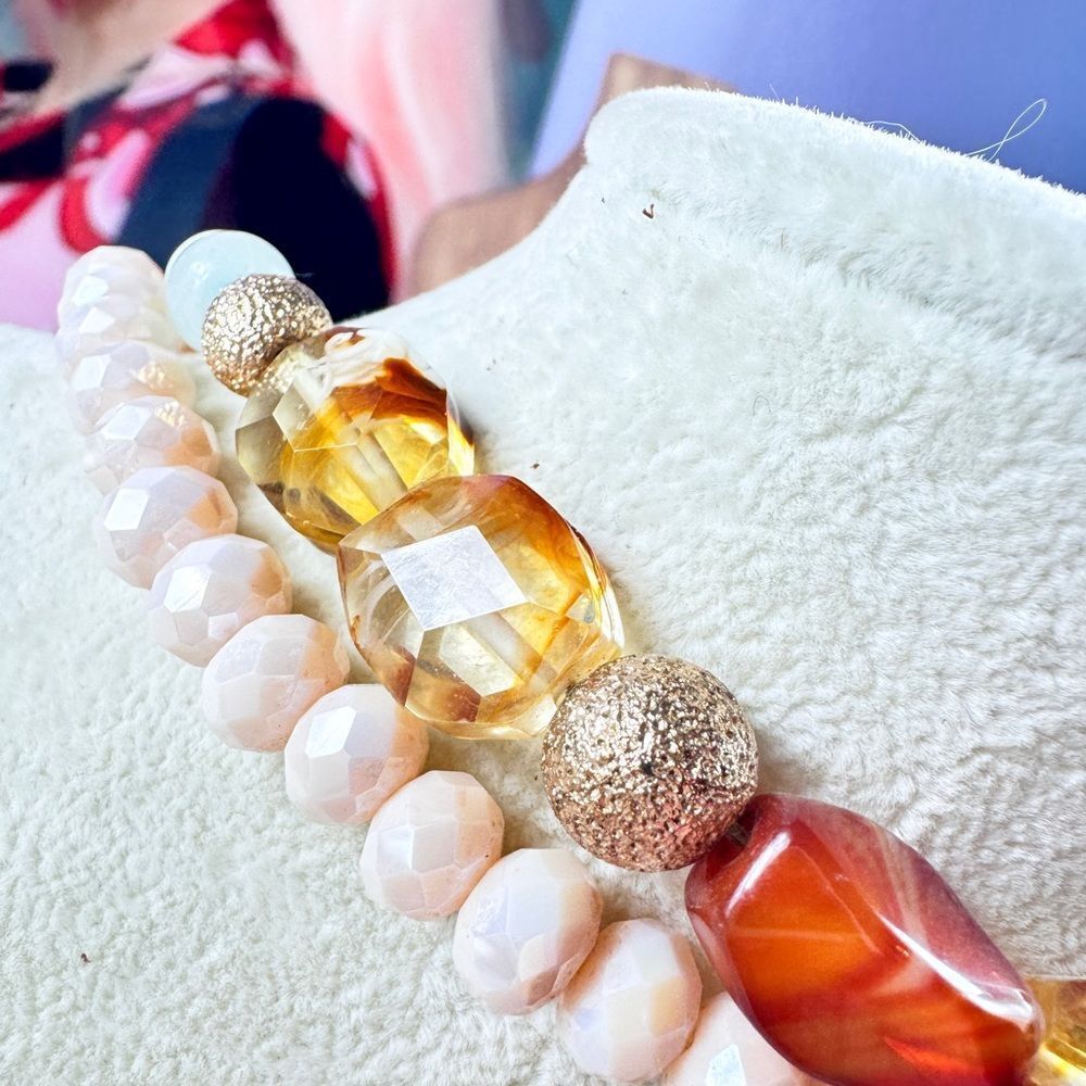 Chic Multi-Color Beaded Necklace - Picture 8 of 9